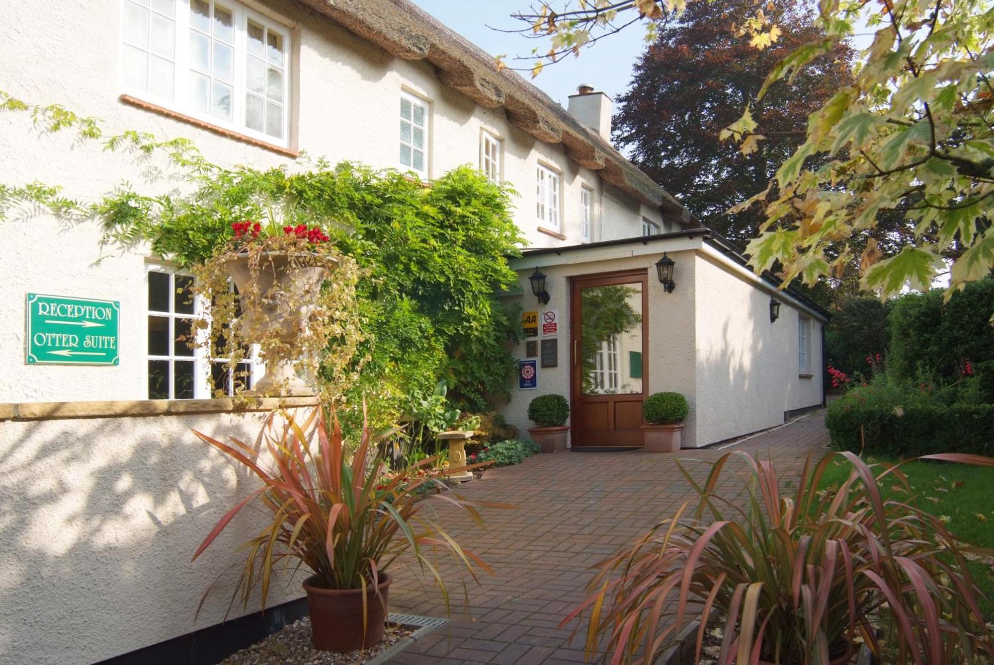Tumbling Weir Hotel Ottery St Mary Exteriér fotografie