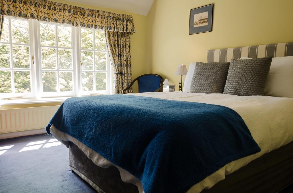 Tumbling Weir Hotel Ottery St Mary Exteriér fotografie