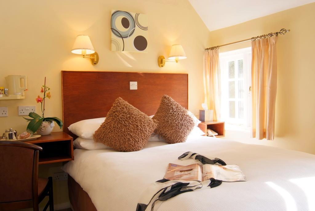 Tumbling Weir Hotel Ottery St Mary Exteriér fotografie